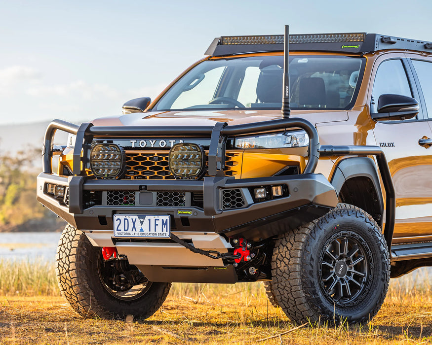 Toyota Hilux N90 (26+) Apex Bull Bar & Lights Kit