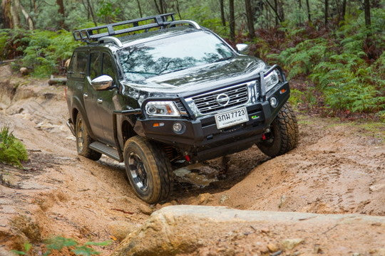 Steel Side Steps and Rails to suit Nissan  Navara NP300 2015 - 2020